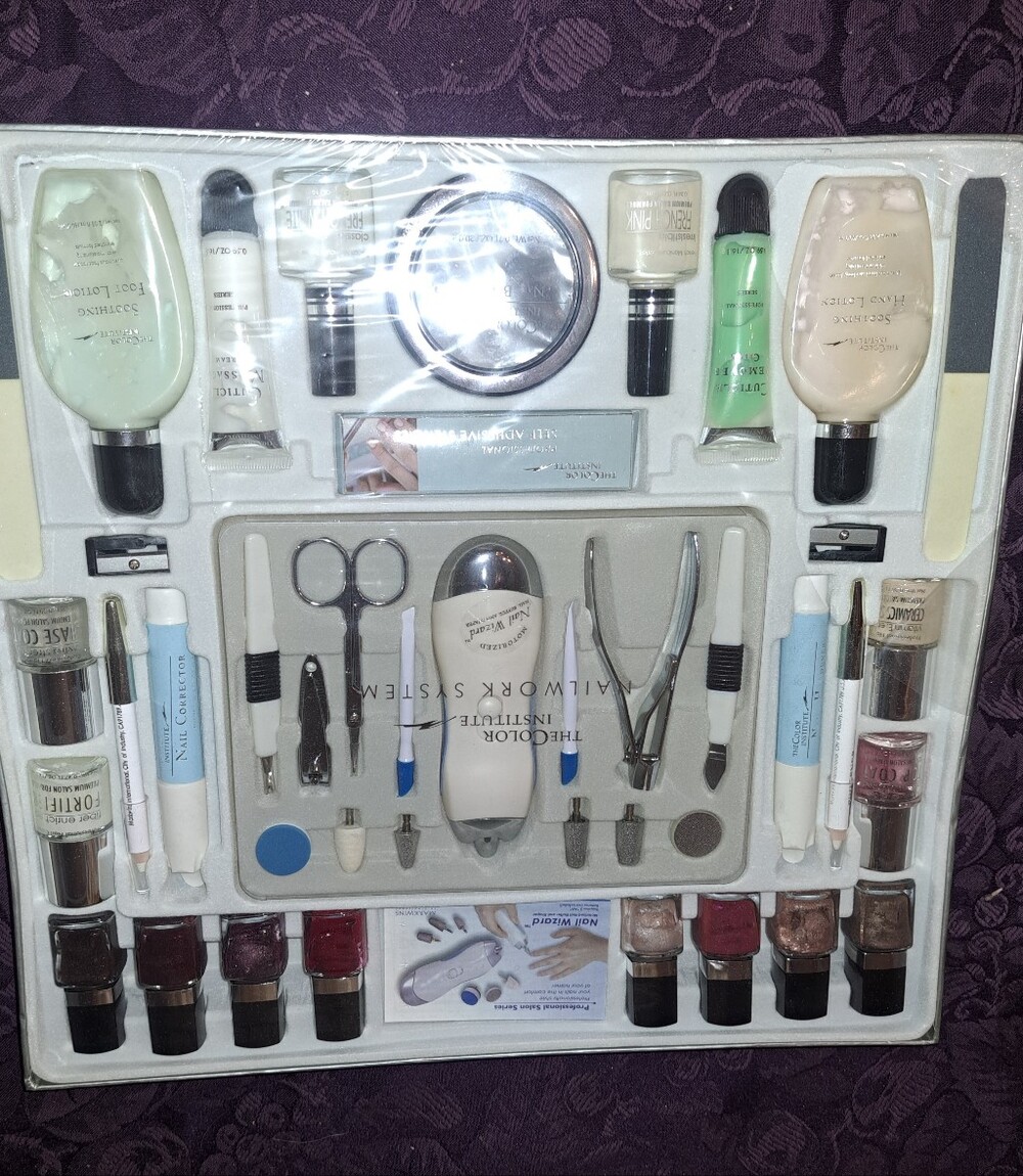 42 Piece Macy's Professional Women Skincare & Nail Care Kit